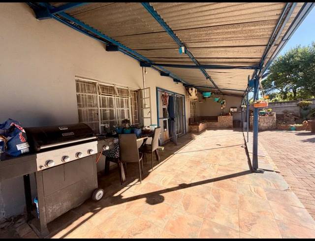 3 BEDROOM HOUSE FOR SALE IN VANDERBIJLPARK CW 3